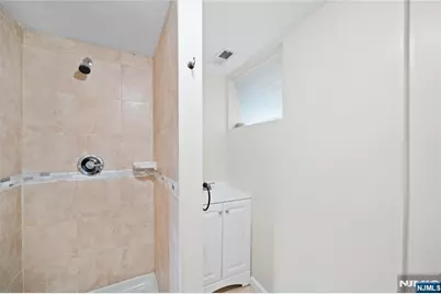 104 Continental Avenue, Belleville, NJ 07109 - Photo 28