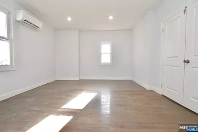 216 Peshine Avenue, Newark, NJ 07108 - Photo 34