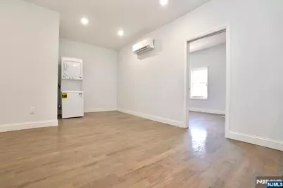216 Peshine Avenue, Newark, NJ 07108 - Photo 30