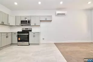 216 Peshine Ave, Newark, NJ 07108 - Photo 16