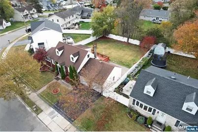 29 Winifred Drive, Totowa, NJ 07512 - Photo 6