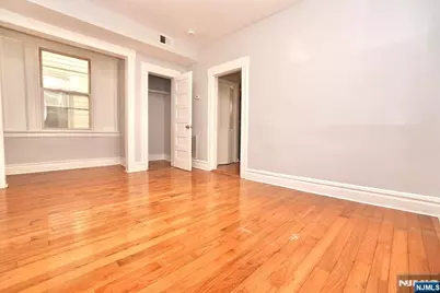 20 Stuyvesant Avenue, Newark, NJ 07106 - Photo 10