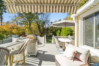 24 Harrison Place, Livingston, NJ 07039 - Photo 10