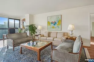 5 Horizon Road 1405-1407, Fort Lee, NJ 07024 - Photo 4