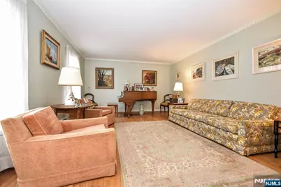 40 Hering Road, Montvale, NJ 07645 - Photo 4