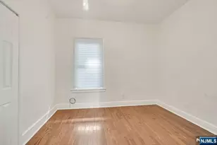 110 17th St, East Orange, NJ 07017 - Photo 18