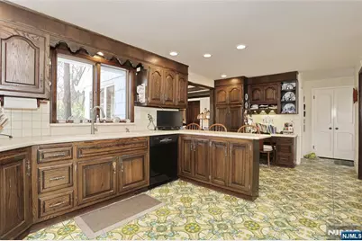 26 Glenwood Road, Tenafly, NJ 07670 - Photo 12
