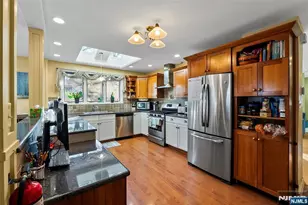 839 Lake St, Fair Lawn, NJ 07410 - Photo 4