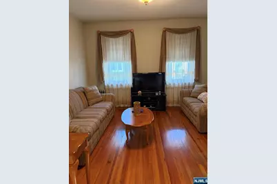 10 Farnham Avenue, Garfield, NJ 07026 - Photo 4