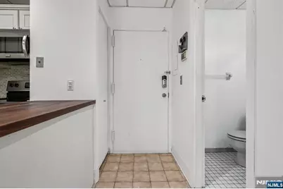 279 Clark Street A7 #A7, Hackensack, NJ 07601 - Photo 18