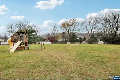 822 Pompton Avenue, Cedar Grove, NJ 07009 - Photo 42