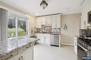 822 Pompton Ave, Cedar Grove, NJ 07009 - Photo 12