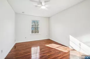 135 Raintree Ln, Mahwah, NJ 07430 - Photo 10