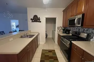 132 Cory Ln 132, Elmwood Park, NJ 07407 - Photo 4