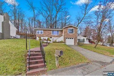 48 Algonquin Avenue, Rockaway Township, NJ 07866 - Photo 2