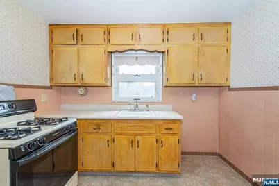 18 Birch Street, Bloomfield, NJ 07003 - Photo 26