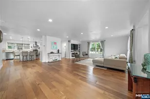 322 E Midland Ave, Paramus, NJ 07652 - Photo 4