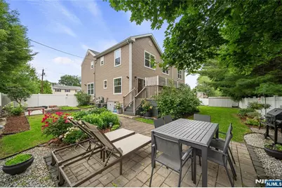 322 E Midland Avenue, Paramus, NJ 07652 - Photo 32