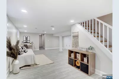 495 Clinton Street, East Orange, NJ 07018 - Photo 12