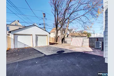 495 Clinton Street, East Orange, NJ 07018 - Photo 28