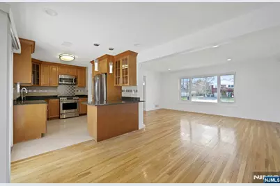 117 Brookview Terrace, Bergenfield, NJ 07621 - Photo 18