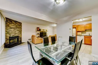 6 Hanson Place 6 #6, Wayne, NJ 07470 - Photo 14