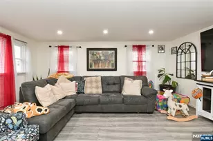 32 Grove St, Wanaque, NJ 07465 - Photo 24