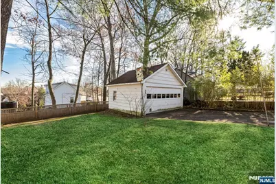 1329 Dickerson Road, Teaneck Township, NJ 07666 - Photo 28