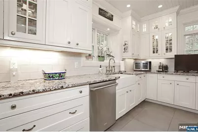 164 Deerhaven Road, Mahwah, NJ 07430 - Photo 20