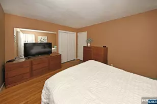 243 Devon Rd, Washington Township, NJ 07676 - Photo 10