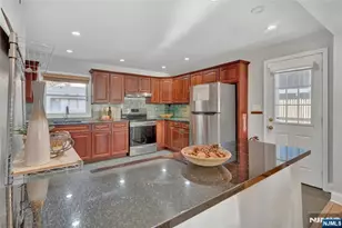 683 Eastern Ct, Ridgewood, NJ 07450 - Photo 10