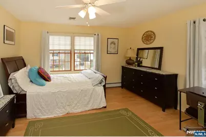 51 Momar Drive, Bergenfield, NJ 07621 - Photo 26