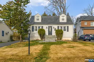 101 Sycamore Ave, Livingston, NJ 07039 - Photo 2