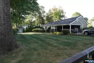 573 Willow St, Washington Township, NJ 07676 - Photo 4