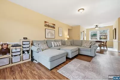 349 Bloomfield Avenue 117 #117, Verona, NJ 07044 - Photo 1