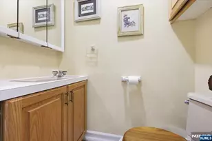 349 Bloomfield Ave 117, Verona, NJ 07044 - Photo 18