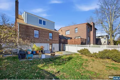 1026 Jassamine Way, Fort Lee, NJ 07024 - Photo 16