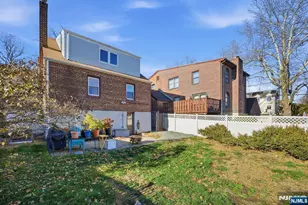 1026 Jassamine Way, Fort Lee, NJ 07024 - Photo 16