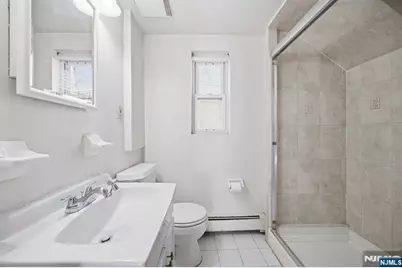 1026 Jassamine Way, Fort Lee, NJ 07024 - Photo 10