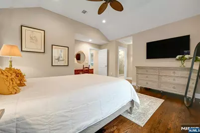 87 Surrey Lane, River Edge, NJ 07661 - Photo 22