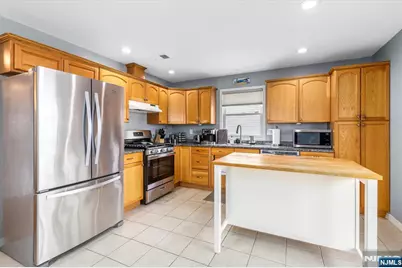 129 Tappan Street, Kearny, NJ 07032 - Photo 8
