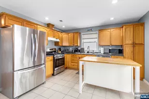 129 Tappan St, Kearny, NJ 07032 - Photo 8