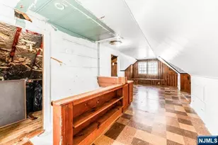 91 Birchwood Dr, Elmwood Park, NJ 07407 - Photo 16