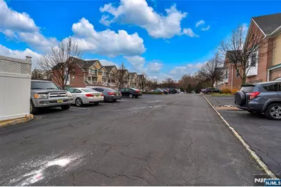 900 River Place, Butler, NJ 07405 - Photo 4