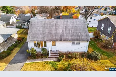 33 Graydon Terrace, Clifton, NJ 07013 - Photo 2