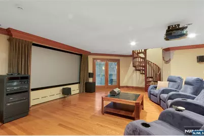 7 Finn Court, Mahwah, NJ 07430 - Photo 32