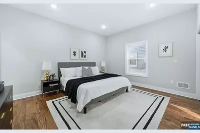 46 Eppirt Street, East Orange, NJ 07018 - Photo 10