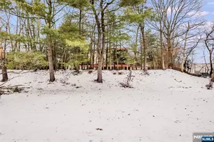 779 Decker Pl, Paramus, NJ 07652 - Photo 34