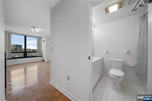 900 Palisade Ave 5A, Fort Lee, NJ 07024 - Photo 22