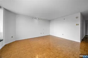 900 Palisade Ave 5A, Fort Lee, NJ 07024 - Photo 18